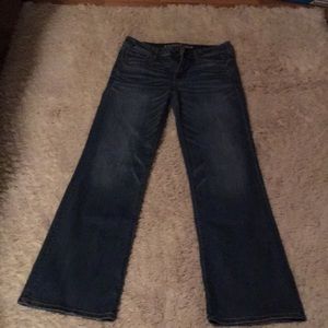 Size 12  Favorite Boyfriend Jeans American Eagle